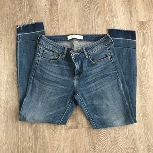 🎉 HIDDEN JEANS SIZE  27 🎉